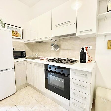 Pgs Immobiliare Srls Residenza Marino Bilocale In Centro Storico La Maddalena Apartment Ла Мадалена Екстериор снимка