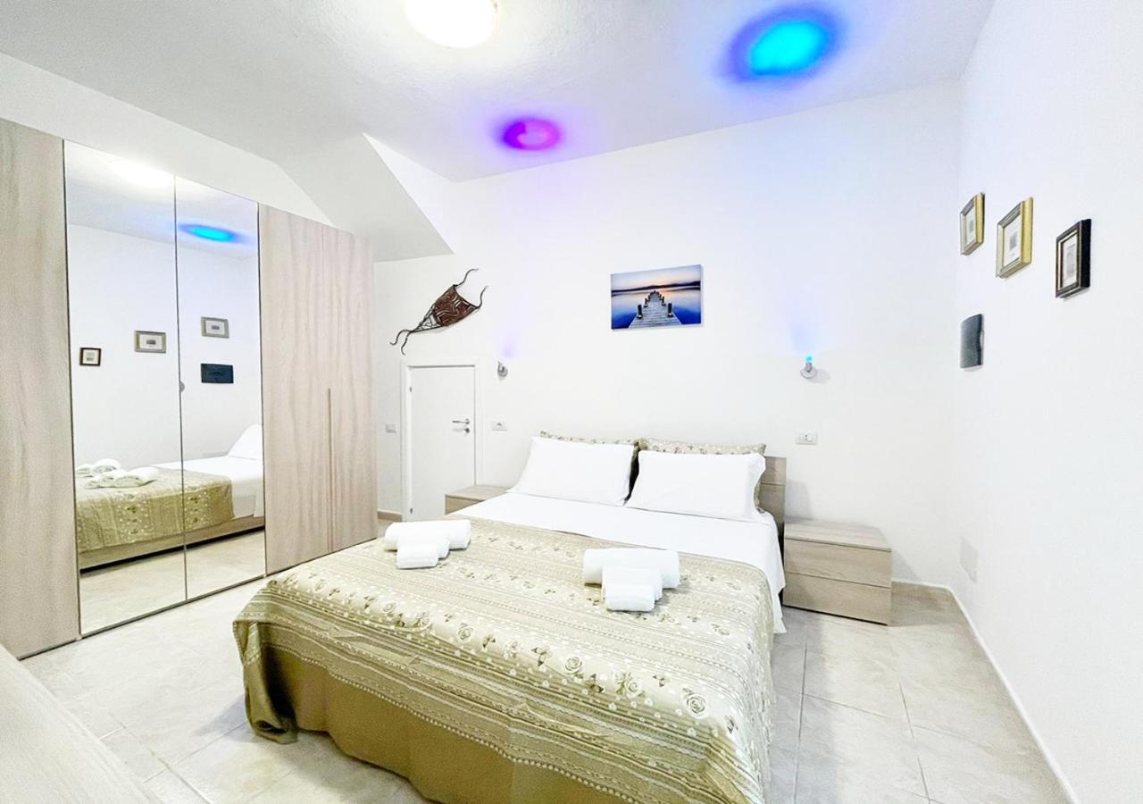 Pgs Immobiliare Srls Residenza Marino Bilocale In Centro Storico La Maddalena Apartment Ла Мадалена Екстериор снимка